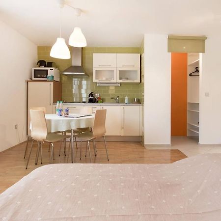 Apartment Rainbow Studio Ljubljana Phòng bức ảnh